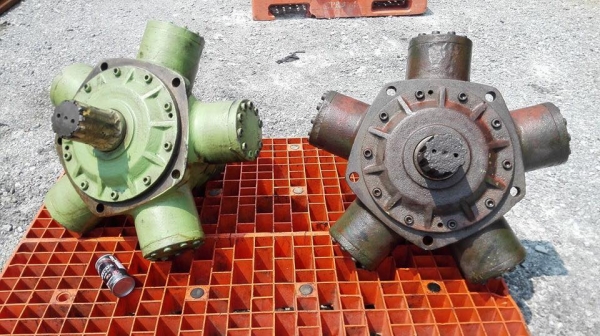 ปั้มห้าดาวญี่ปุ่นคาวาซากิ KAWASAKI STAFFA MOTOR เบอร์ 9 สภาพสวยสดแน่น เข้าใหม่ 2 ตัว พร้อมใช้งาน
