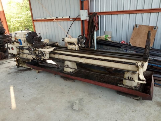 เครื่องกลึง ยันศูนย์ 2900 ม.ม.