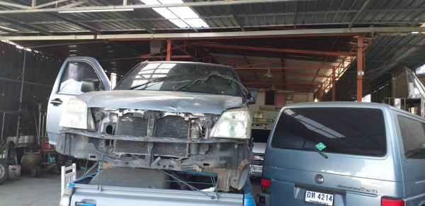 หัวเก๋งรถ isuzu d-max