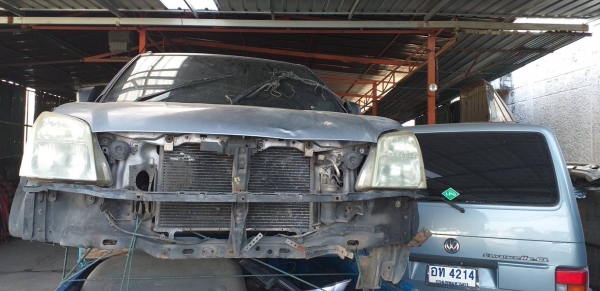 หัวเก๋งรถ isuzu d-max