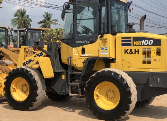 ขายรถตักล้อยาง KOMATSU WA100-7 ปี 2014 นำเข้าเองจากญี่ปุ่น สภาพสวยพร้อมใช้งาน มีVDOการทำงานครับ ขายรถตักล้อยาง KOMATSU WA100-7 ปี 2014 นำเข้าเองจากญี่ปุ่น สภาพสวยพร้อมใช้งาน มีVDOการทำงานครับ