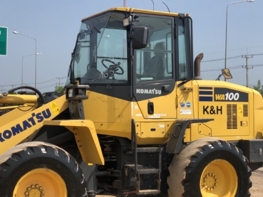 ขายรถตักล้อยาง KOMATSU WA100-7 ปี 2014 นำเข้าเองจากญี่ปุ่น สภาพสวยพร้อมใช้งาน มีVDOการทำงานครับ ขายรถตักล้อยาง KOMATSU WA100-7 ปี 2014 นำเข้าเองจากญี่ปุ่น สภาพสวยพร้อมใช้งาน มีVDOการทำงานครับ