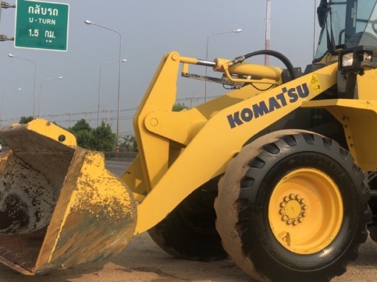 ขายรถตักล้อยาง KOMATSU WA100-7 ปี 2014 นำเข้าเองจากญี่ปุ่น สภาพสวยพร้อมใช้งาน มีVDOการทำงานครับ ขายรถตักล้อยาง KOMATSU WA100-7 ปี 2014 นำเข้าเองจากญี่ปุ่น สภาพสวยพร้อมใช้งาน มีVDOการทำงานครับ