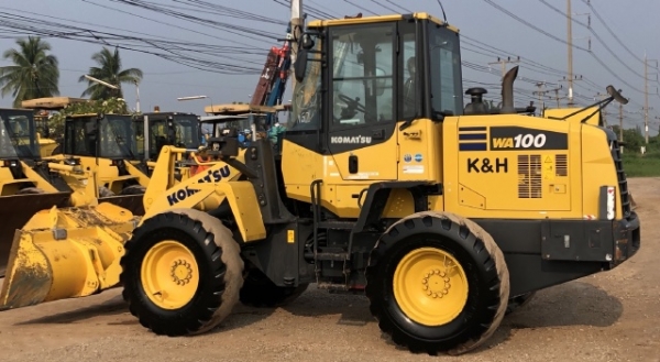 ขายรถตักล้อยาง KOMATSU WA100-7 ปี 2014 นำเข้าเองจากญี่ปุ่น สภาพสวยพร้อมใช้งาน มีVDOการทำงานครับ ขายรถตักล้อยาง KOMATSU WA100-7 ปี 2014 นำเข้าเองจากญี่ปุ่น สภาพสวยพร้อมใช้งาน มีVDOการทำงานครับ