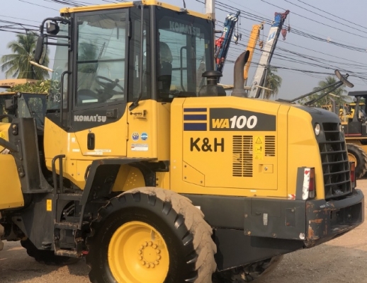ขายรถตักล้อยาง KOMATSU WA100-7 ปี 2014 นำเข้าเองจากญี่ปุ่น สภาพสวยพร้อมใช้งาน มีVDOการทำงานครับ ขายรถตักล้อยาง KOMATSU WA100-7 ปี 2014 นำเข้าเองจากญี่ปุ่น สภาพสวยพร้อมใช้งาน มีVDOการทำงานครับ
