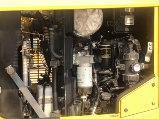 ขายรถตักล้อยาง KOMATSU WA100-7 ปี 2014 นำเข้าเองจากญี่ปุ่น สภาพสวยพร้อมใช้งาน มีVDOการทำงานครับ ขายรถตักล้อยาง KOMATSU WA100-7 ปี 2014 นำเข้าเองจากญี่ปุ่น สภาพสวยพร้อมใช้งาน มีVDOการทำงานครับ