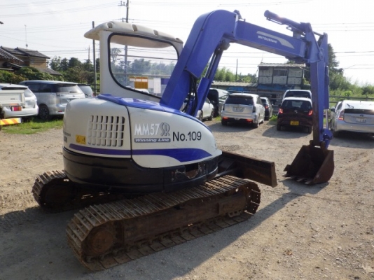 ขายรถขุด MITSUBISHI MM57SR คอลโทรลสั้น ปั๊มนิ้ว นำเข้าเองจากญี่ปุ่น สภาพสวยพร้อมใช้งาน ถึงเร็วๆนี้ครับ ขายรถขุด MITSUBISHI MM57SR คอลโทรลสั้น ปั๊มนิ้ว นำเข้าเองจากญี่ปุ่น สภาพสวยพร้อมใช้งาน ถึงเร็วๆนี้ครับ