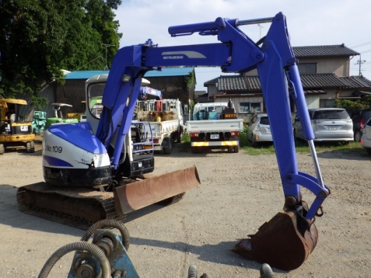 ขายรถขุด MITSUBISHI MM57SR คอลโทรลสั้น ปั๊มนิ้ว นำเข้าเองจากญี่ปุ่น สภาพสวยพร้อมใช้งาน ถึงเร็วๆนี้ครับ ขายรถขุด MITSUBISHI MM57SR คอลโทรลสั้น ปั๊มนิ้ว นำเข้าเองจากญี่ปุ่น สภาพสวยพร้อมใช้งาน ถึงเร็วๆนี้ครับ