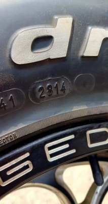 ขายล้อลายลูกโม่ WELD ขอบ 16x8.5 ออฟ 0 พร้อมยาง BF ขายล้อลายลูกโม่ WELD ขอบ 16x8.5 ออฟ 0 พร้อมยาง BF