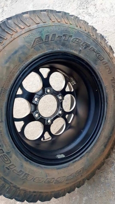 ขายล้อลายลูกโม่ WELD ขอบ 16x8.5 ออฟ 0 พร้อมยาง BF ขายล้อลายลูกโม่ WELD ขอบ 16x8.5 ออฟ 0 พร้อมยาง BF