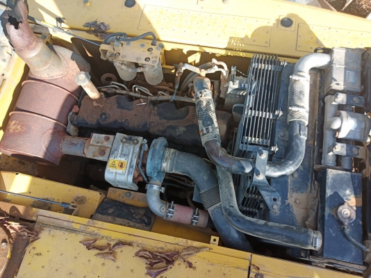 ขาย KOMATSU 200-8 ทำงาน 14,XXX ชม  รถพร้อมใช้