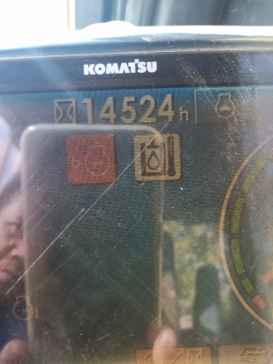 ขาย KOMATSU 200-8 ทำงาน 14,XXX ชม  รถพร้อมใช้