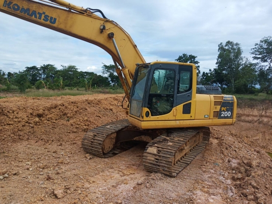 ขาย KOMATSU 200-8 ทำงาน 14,XXX ชม  รถพร้อมใช้