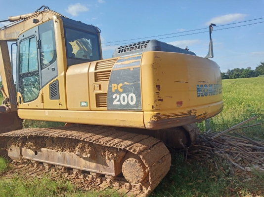 ขาย KOMATSU 200-8 ทำงาน 14,XXX ชม  รถพร้อมใช้
