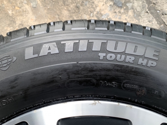 ล้อแม็ก Toyota New Fortuner ขอบ 18 พร้อมยาง 265-60-18 Michelin ปี 16