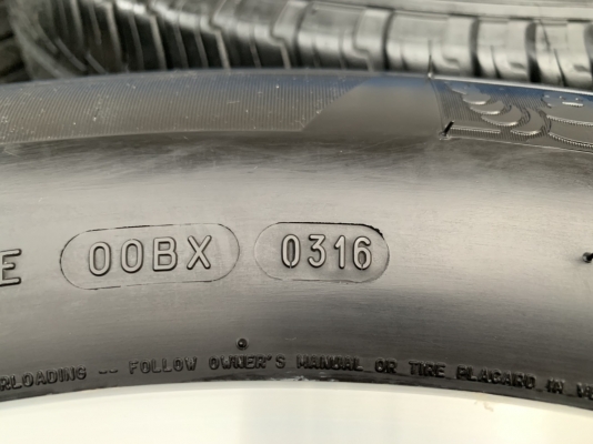 ล้อแม็ก Toyota New Fortuner ขอบ 18 พร้อมยาง 265-60-18 Michelin ปี 16