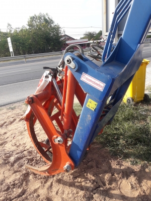 รถคีบอ้อยฟอร์ด+คีบKKบ้านโป่ง ราชบุรี ใช้งาน 1 ปี