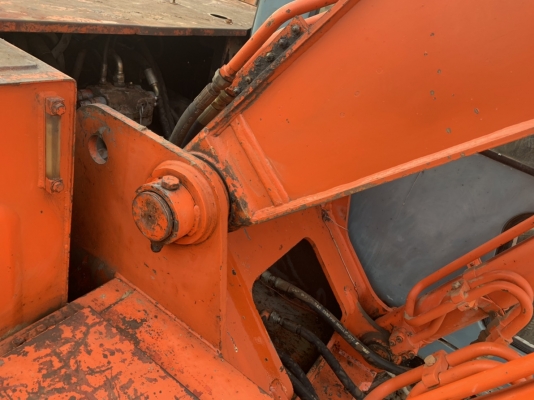 ขายHITACHI EX200-3 เอกสารเล่มทะเบียนราคา 450,000