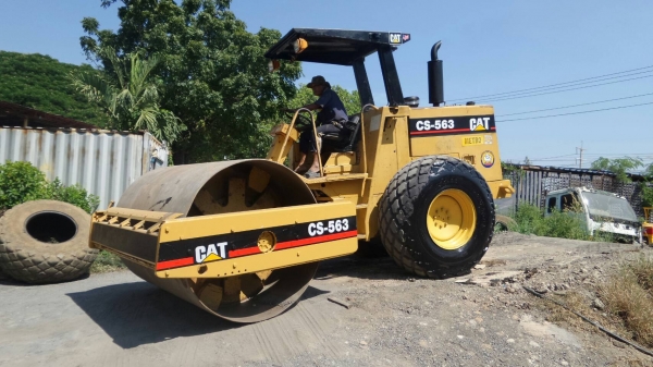 รถบดสั่นเสทือนขนาด10ตัน CATTERPILLAR CAT CS563-2เพลาเปลือกเดียว เล่มทะเบียน พร้อมใช้ รถบดสั่นเสทือนขนาด10ตัน CATTERPILLAR CAT CS563-2เพลาเปลือกเดียว เล่มทะเบียน พร้อมใช้