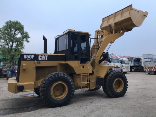 ขายด่วน. รถตักล้อยาง CAT. 950 F. สภาพดีมาก. เอกสารพร้อม. ติดต่อด่วน. 0910617179