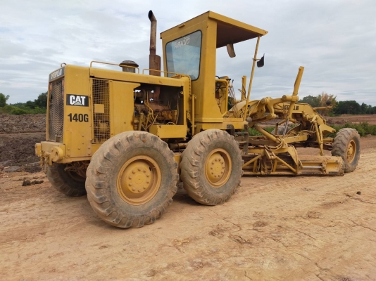 ขาย 1,480,000 รถเกรด CATRERPILLAR 140 G เครื่องดี ปั๊มแรง เกียร์ดี เอกสารเล่มทะเบียน รถสวยพร้อมใช้งาน รถอยู่ ขอนแก่น 092-595-6777 061-446-2662 ญิ๋งยุ