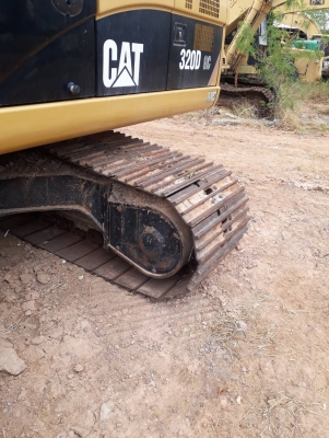 ขายแพ็คคู่CAT320D คันละสามพันกว่า ชม.รถสวยเหมือนใหม่ราคาคันละ 2,000,000