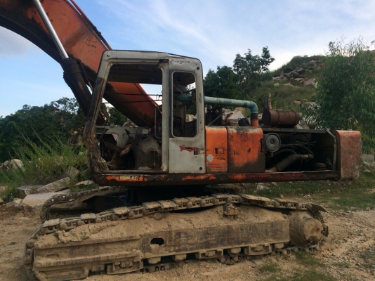 ขายHITACHI EX300 เครื่องดีเอวแน่นแต่โซ่เป็นเล็บขบทำงานได้ราคาตัด 300,000 ขายHITACHI EX300 เครื่องดีเอวแน่นแต่โซ่เป็นเล็บขบทำงานได้ราคาตัด 300,000