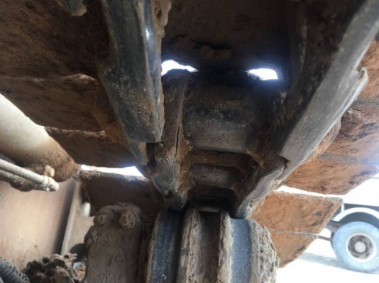 ขายแทรคเตอร์ CAT D5M 105 แรงม้า เอกสารเล่มทะเบียนราคา 580,000 ขายแทรคเตอร์ CAT D5M 105 แรงม้า เอกสารเล่มทะเบียนราคา 580,000