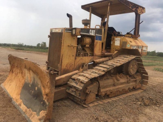 ขายแทรคเตอร์ CAT D5M 105 แรงม้า เอกสารเล่มทะเบียนราคา 580,000 ขายแทรคเตอร์ CAT D5M 105 แรงม้า เอกสารเล่มทะเบียนราคา 580,000