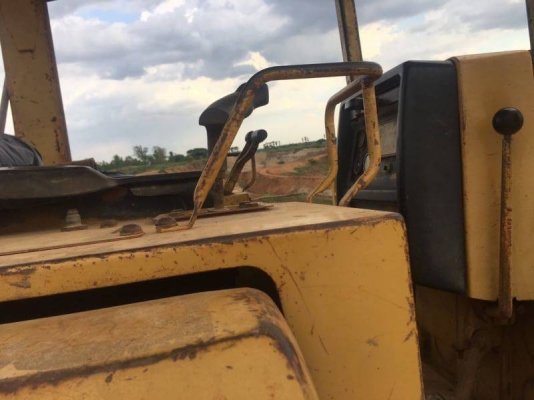 ขายแทรคเตอร์ CAT D5M 105 แรงม้า เอกสารเล่มทะเบียนราคา 580,000 ขายแทรคเตอร์ CAT D5M 105 แรงม้า เอกสารเล่มทะเบียนราคา 580,000