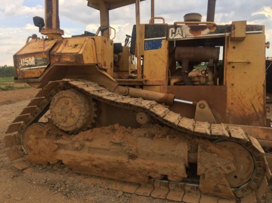 ขายแทรคเตอร์ CAT D5M 105 แรงม้า เอกสารเล่มทะเบียนราคา 580,000 ขายแทรคเตอร์ CAT D5M 105 แรงม้า เอกสารเล่มทะเบียนราคา 580,000