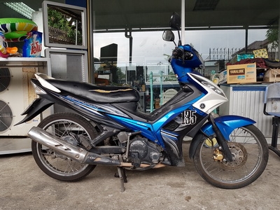 สปาร์ค135i  14000 บาท