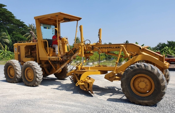 ขายรถเกรดcat 12 g780,000฿