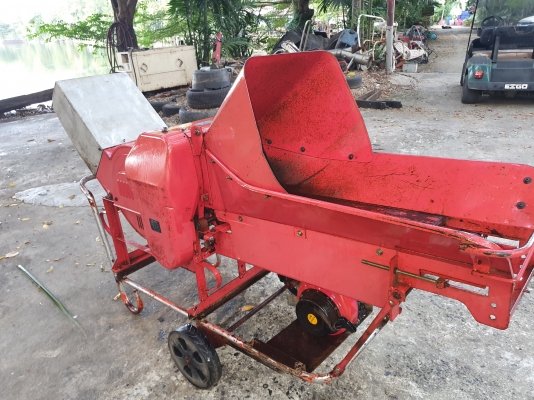 ใหญ่ๆๆๆ เครื่องสับกิ่งไม้