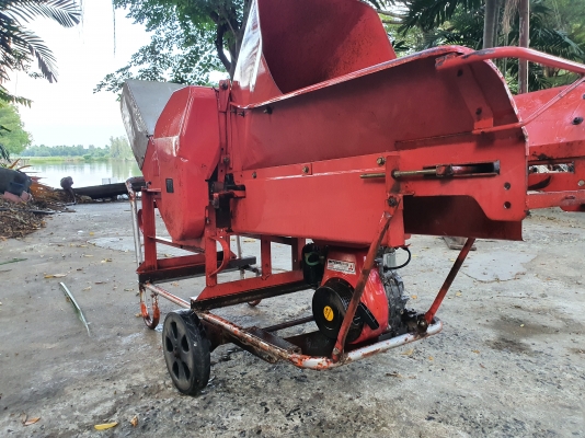 ใหญ่ๆๆๆ เครื่องสับกิ่งไม้ ใหญ่ๆๆๆ เครื่องสับกิ่งไม้