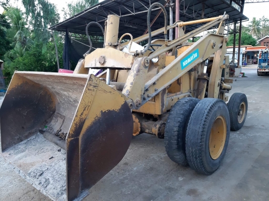 ขาย 58.000บาท รถตักโคมัสซุ SD-20 เครื่องเกียร์ เบรคดี พร้อมใช้งาน