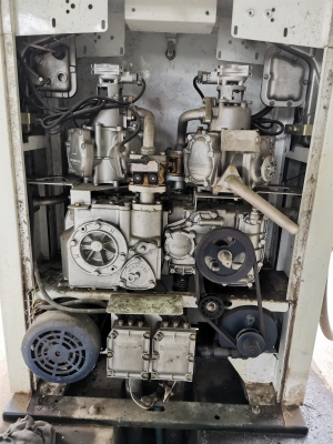 ถังน้ำมัน3000ลิตรกับ400ลิตรพร้อมตู้จ่ายน้ำมันดิจิตอล2ปั้ม2สายจ่าย ถังน้ำมัน3000ลิตรกับ400ลิตรพร้อมตู้จ่ายน้ำมันดิจิตอล2ปั้ม2สายจ่าย