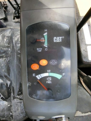 ขายรถขุดแบคโฮเก่านอกสวยเดิมๆ ยี่ห้อ CAT 303CR ขนาดPc30 รถเก่านอกแท้100\% (คอลโทนสั้น ปั๊มนิ้ว #อามยาวพิเศษ มีลายหัวแย็ก แทรคเหล็กใหม่มือ1) เครื่องแน่น ระบบไว รถพร้อมใช้งาน เอกสารใบอินวอยครบ         ????ราคา 410,000 ต่อรองได้???? ☎ สนใจติดต่อ 096-3268553 (ส