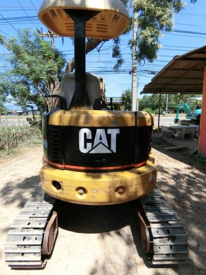 ขายรถขุดแบคโฮเก่านอกสวยเดิมๆ ยี่ห้อ CAT 303CR ขนาดPc30 รถเก่านอกแท้100\% (คอลโทนสั้น ปั๊มนิ้ว #อามยาวพิเศษ มีลายหัวแย็ก แทรคเหล็กใหม่มือ1) เครื่องแน่น ระบบไว รถพร้อมใช้งาน เอกสารใบอินวอยครบ         ????ราคา 410,000 ต่อรองได้???? ☎ สนใจติดต่อ 096-3268553 (ส