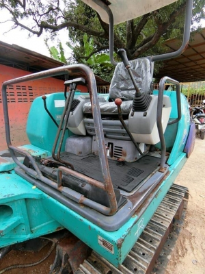 ขายรถขุดแบคโฮเก่านอกแท้ สวยเดิมๆ ยี่ห้อ : KOMATSU 30-7 ขนาดPc-30 #คอลโทนสั้นปั๊มนิ้ว แทรคเหล็กใหม่ เครื่องแน่น ระบบไว รถพร้อมใช้งาน เอกสารใบอินวอยครบ       ????ราคา 430,000 ต่อรองได้???? ☎️ติดต่อ 096-3268553 (สถิตย์พันธ์) ????ID LINE 0963268553 ร้านรุ่งเจ