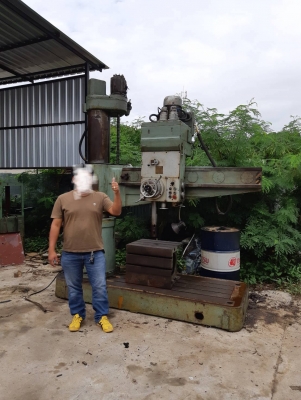 ขายเครื่องเจาะเรเดียนแขนยาว1500ใต้หวันคับราคาเบาๆๆ