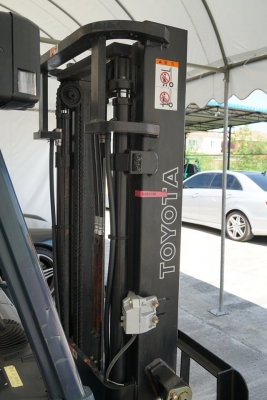 ขายถูกมาก Toyota 7FG18 ยก1.8ตัน เสาสูง3เมตร งาไสล์ หุบ-ถ่าง เครื่องยนต์เบนซิน ขายถูกมาก Toyota 7FG18 ยก1.8ตัน เสาสูง3เมตร งาไสล์ หุบ-ถ่าง เครื่องยนต์เบนซิน