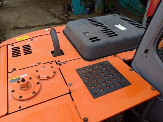 ขาย HITACHI ZX120-1. เก่านอกแท้  เดิมๆๆมีลายแย๊ก. สภาพสวย  เครื่องปั๊มแห้งมากๆๆ  โทร 089-3818694 จ๊อย