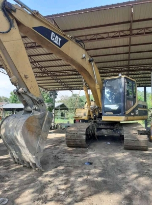 ขายCAT320B ไฟฟ้าครบ ช่วงล่างดี เอกสารเล่มทะเบียนราคา 600,000