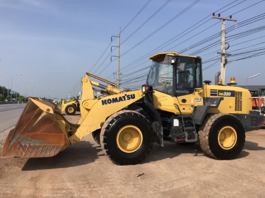 ขายรถตักล้อยาง KOMATSU WA320-7 ปี 2014 นำเข้าเองจากญี่ปุ่น สภาพสวยพร้อมใช้งาน ถึงเร็วๆนี้ครับ ขายรถตักล้อยาง KOMATSU WA320-7 ปี 2014 นำเข้าเองจากญี่ปุ่น สภาพสวยพร้อมใช้งาน ถึงเร็วๆนี้ครับ
