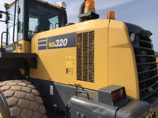 ขายรถตักล้อยาง KOMATSU WA320-7 ปี 2014 นำเข้าเองจากญี่ปุ่น สภาพสวยพร้อมใช้งาน ถึงเร็วๆนี้ครับ ขายรถตักล้อยาง KOMATSU WA320-7 ปี 2014 นำเข้าเองจากญี่ปุ่น สภาพสวยพร้อมใช้งาน ถึงเร็วๆนี้ครับ
