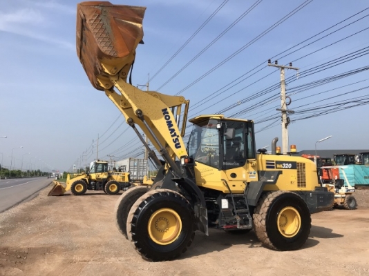 ขายรถตักล้อยาง KOMATSU WA320-7 ปี 2014 นำเข้าเองจากญี่ปุ่น สภาพสวยพร้อมใช้งาน ถึงเร็วๆนี้ครับ ขายรถตักล้อยาง KOMATSU WA320-7 ปี 2014 นำเข้าเองจากญี่ปุ่น สภาพสวยพร้อมใช้งาน ถึงเร็วๆนี้ครับ