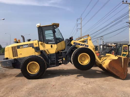 ขายรถตักล้อยาง KOMATSU WA320-7 ปี 2014 นำเข้าเองจากญี่ปุ่น สภาพสวยพร้อมใช้งาน ถึงเร็วๆนี้ครับ ขายรถตักล้อยาง KOMATSU WA320-7 ปี 2014 นำเข้าเองจากญี่ปุ่น สภาพสวยพร้อมใช้งาน ถึงเร็วๆนี้ครับ