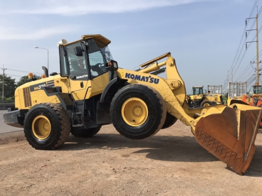 ขายรถตักล้อยาง KOMATSU WA320-7 ปี 2014 นำเข้าเองจากญี่ปุ่น สภาพสวยพร้อมใช้งาน ถึงเร็วๆนี้ครับ ขายรถตักล้อยาง KOMATSU WA320-7 ปี 2014 นำเข้าเองจากญี่ปุ่น สภาพสวยพร้อมใช้งาน ถึงเร็วๆนี้ครับ