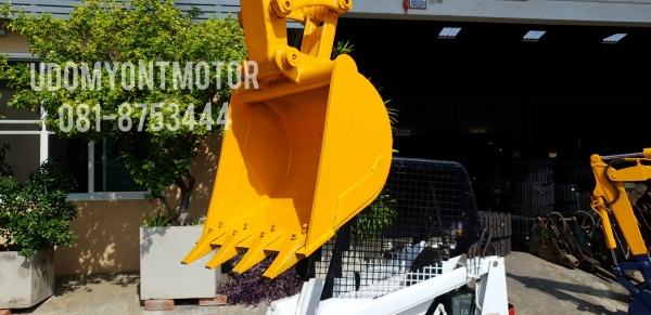 ขาย รถขุด KOMATSUรุ่น PC38UU-3- มือสองญี่ปุ่น แทรกเหล็ก สลัก บูทเอวแน่น 100\% สวยพร้อมใช้งาน มือถือ 0818753444